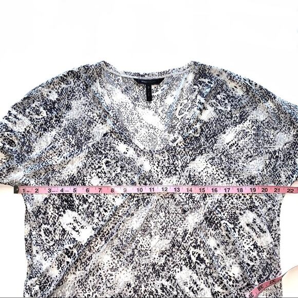 BCBGMaxAzria Sheer Speckled Burnout Short Sleeve Tee Size Small - Picture 10 of 11